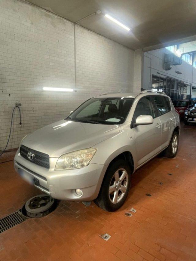 TOYOTA RAV 4 MY23 RAV4 2.2 D-4D 136 CV DPF Luxury