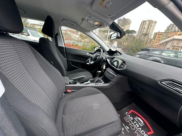 Peugeot 308 BlueHDi 130 S&S Active Business 2021