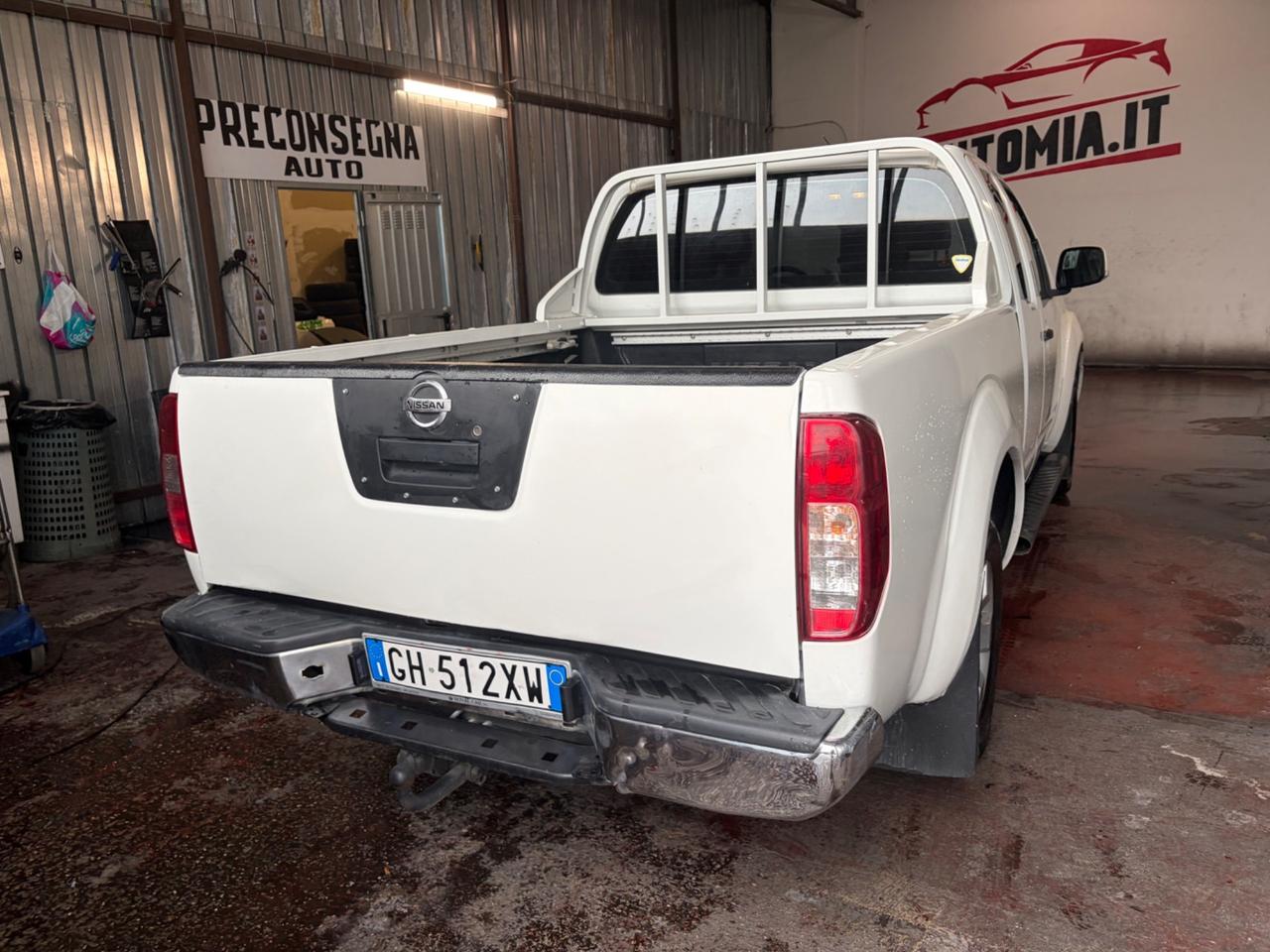 Nissan Navara 2.5 dCi 4 porte Double Cab LE