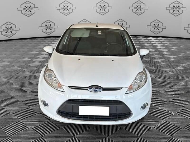 Ford Fiesta 1.4 TDCi 70CV 5 porte Titanium