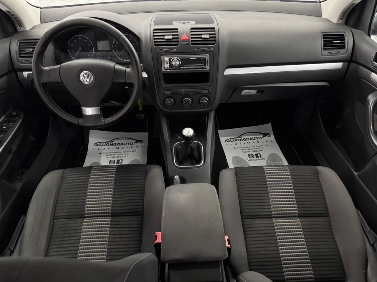 Volkswagen Golf 1.6 Comfortline