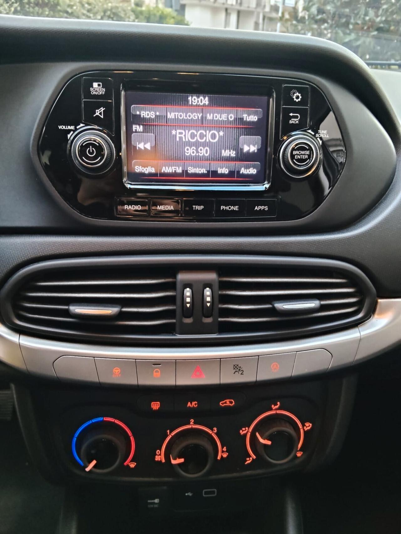 Fiat Tipo 1.3 Mjt S&S 5 porte Street 95 cv Neopatentati