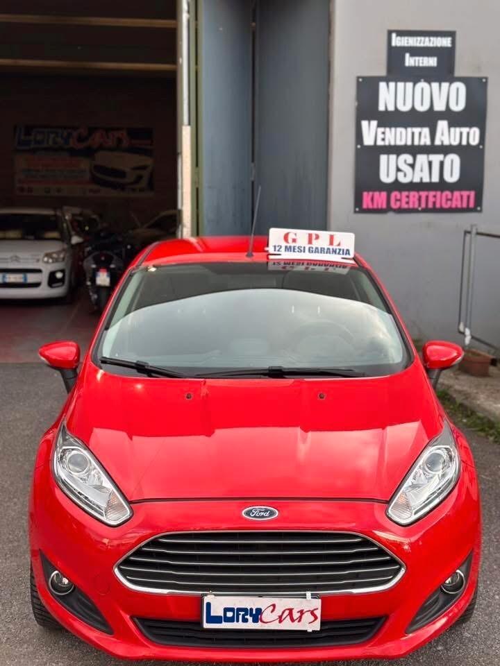 Ford Fiesta 1.4 5 porte Bz.- GPL Black & White Edition NEOPATENTATI