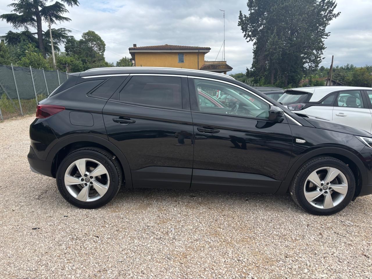 Opel Grandland X 1.5 diesel Ecotec Start&Stop Business