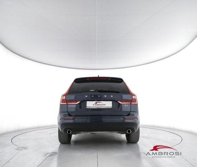 VOLVO XC60 B4 (d) AWD Geartronic Momentum Pro - AUTOCARRO N1