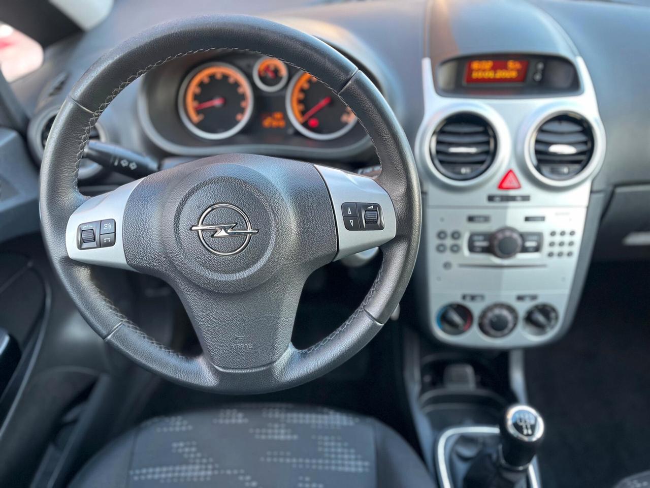 Opel Corsa 1.2 Cosmo