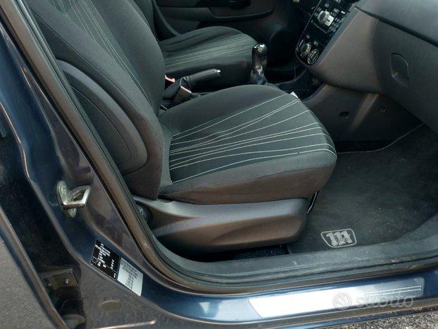 opel corsa benzina 1.2+ GPL