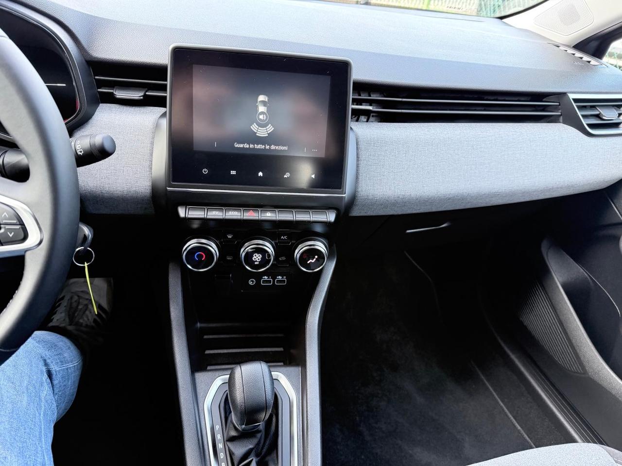 Renault Clio 1.6 E-Tech full hybrid Evolution 145cv