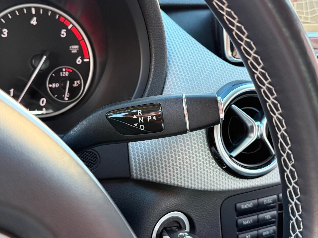 Mercedes B 200 CDI Autom Premium NAVI CAMERA 2014