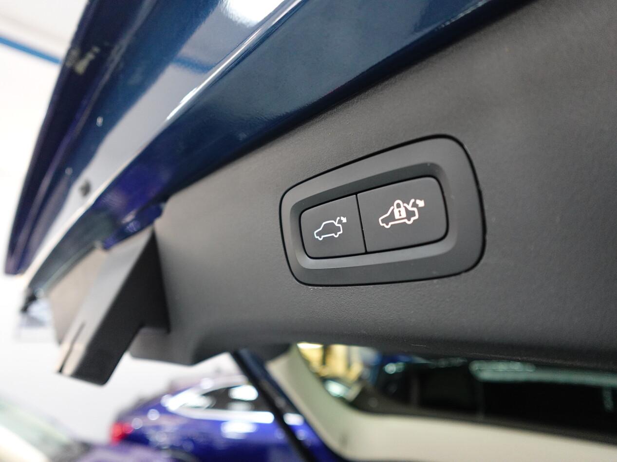 Lynk and Co 01 1.5 BZ 261 CV PHEV 01