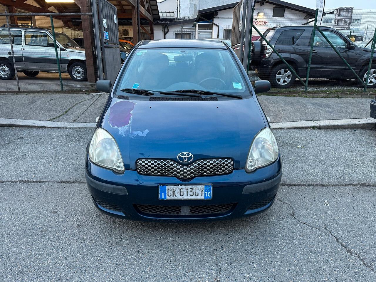 Toyota Yaris 1.0i 16V cat 3 porte Sol