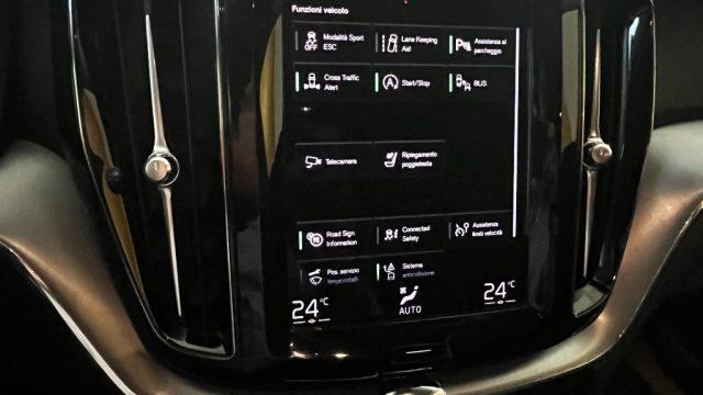 VOLVO XC60 B4 (d) AWD Geartronic Momentum