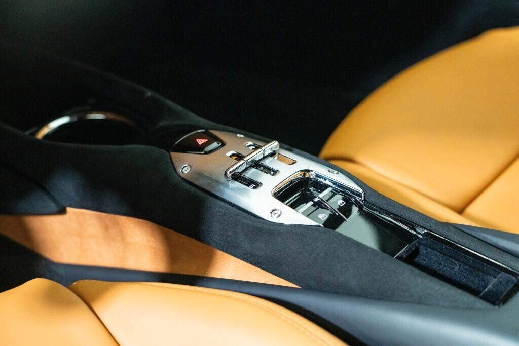 Ferrari 296 GTB NOLEGGIO LUNGO TERMINE - LEASING FULL INCLUSIVE