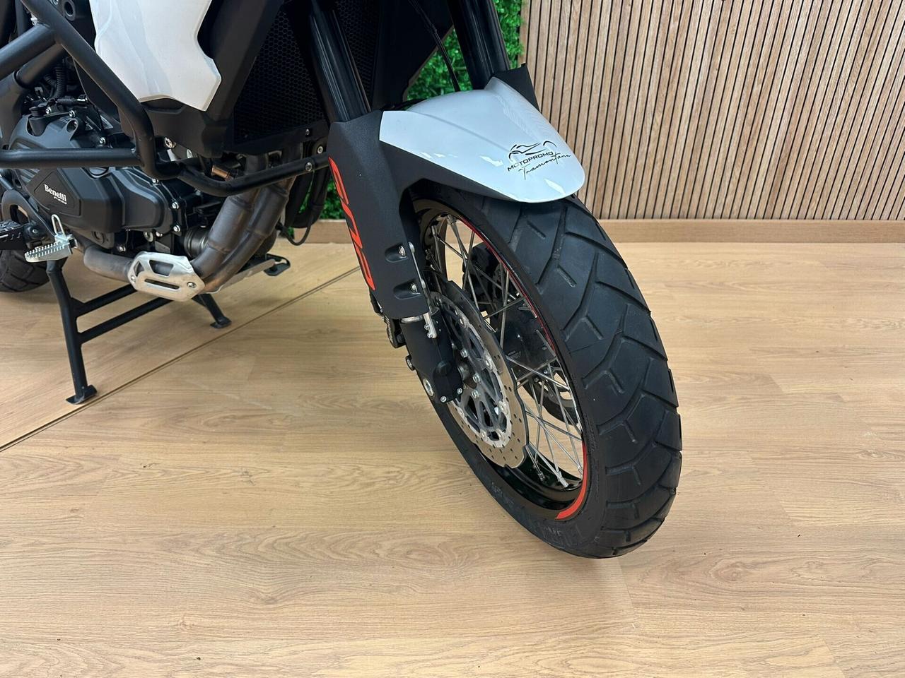 BENELLI TRK 502 X TRK502X + SET 3 VALIGE 2024