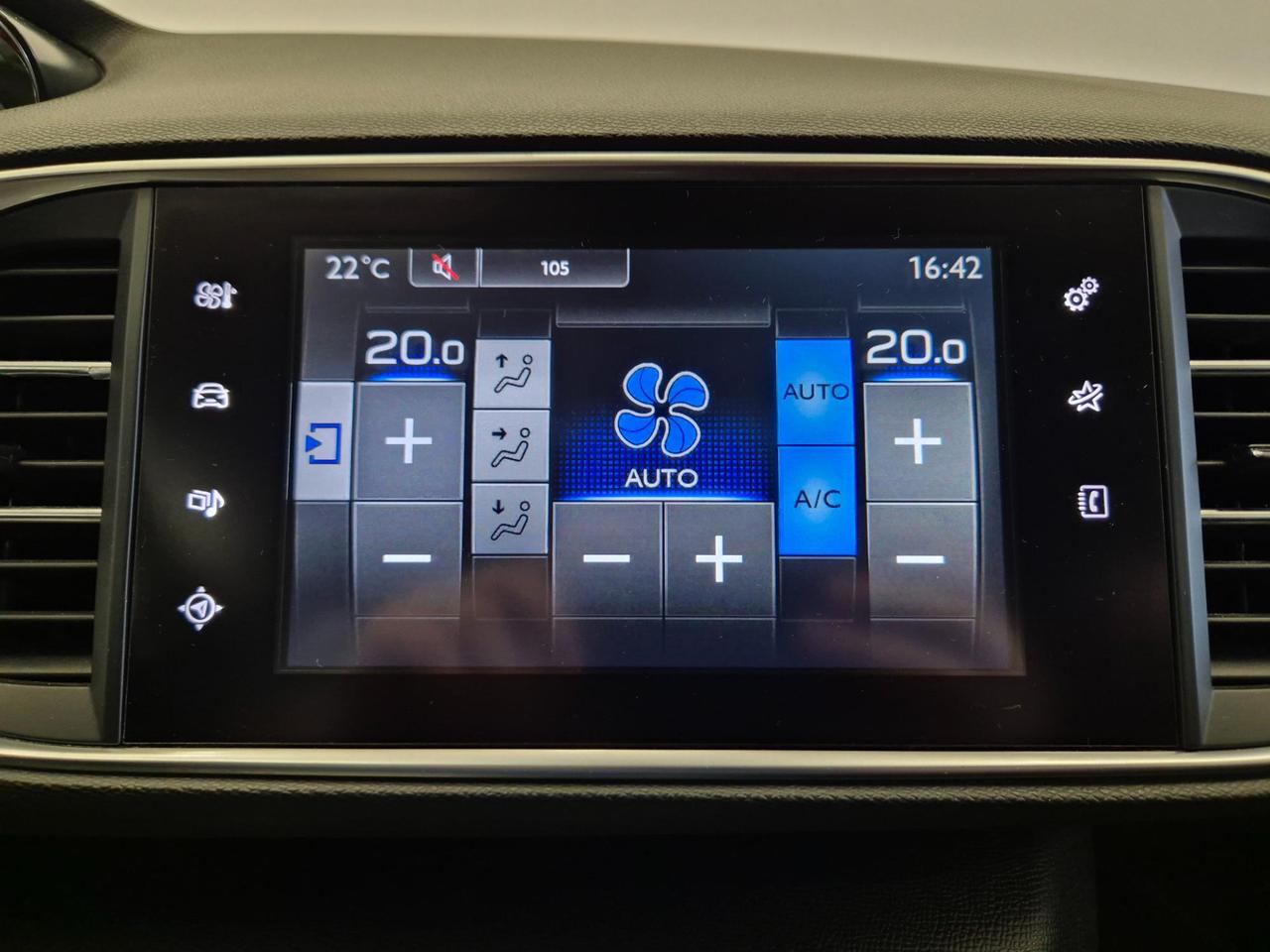 Peugeot 308 SW 1.6 bluehdi Active s&s 120cv - UNIPROPRIETARIO - NEOPATENTATI - Sens. Park - Clima