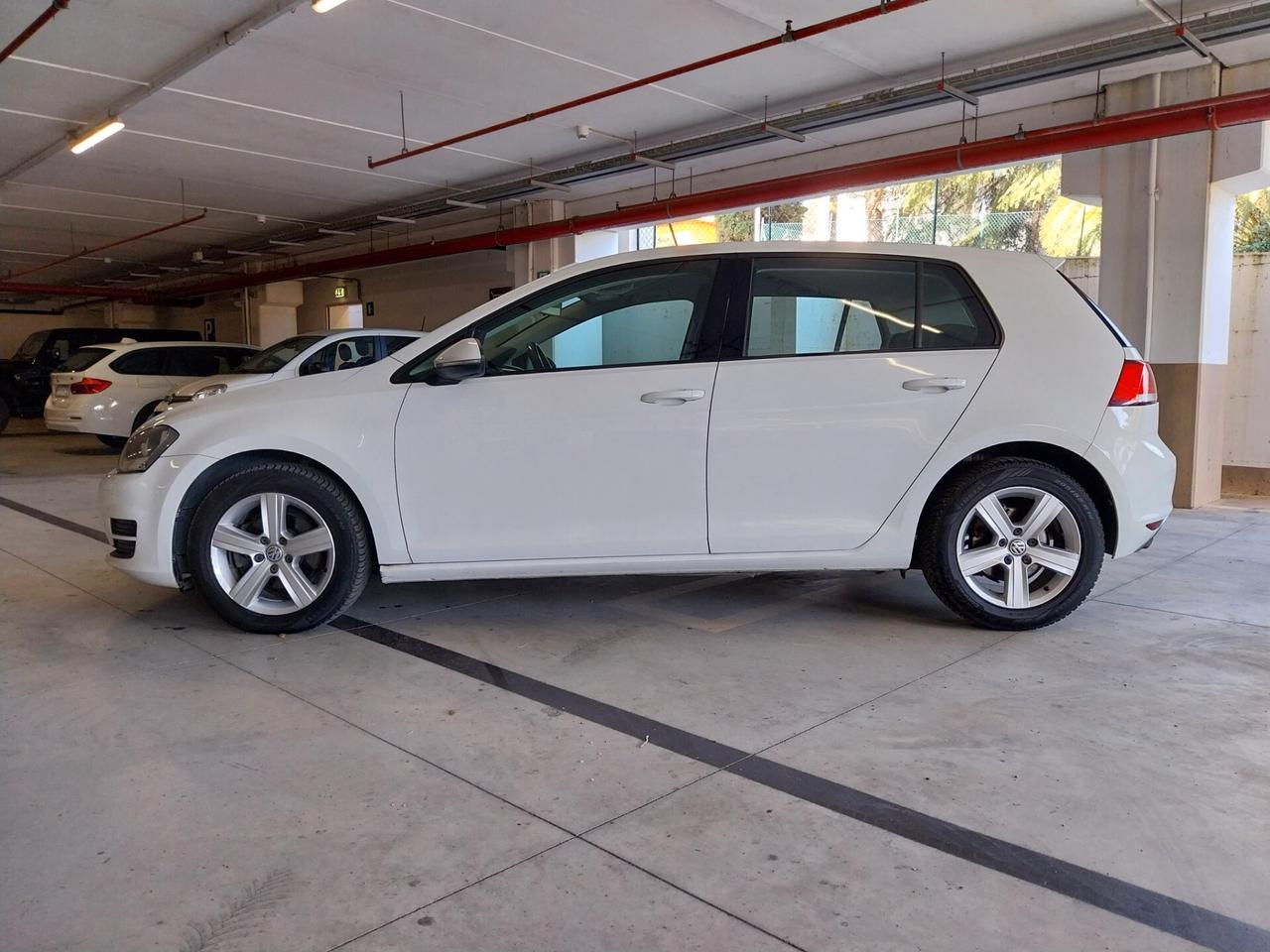 Volkswagen Golf 1.6 TDI 5p. Highline BlueMotion Technology - ok neopatentati
