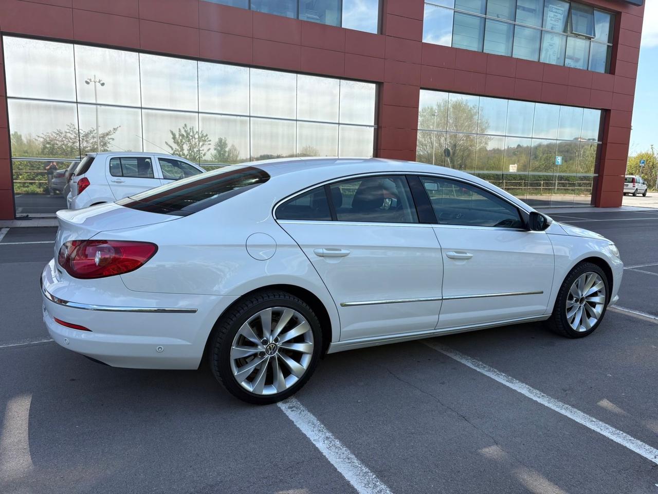Volkswagen Passat CC 2.0 TDI DPF BlueMotion Tech.