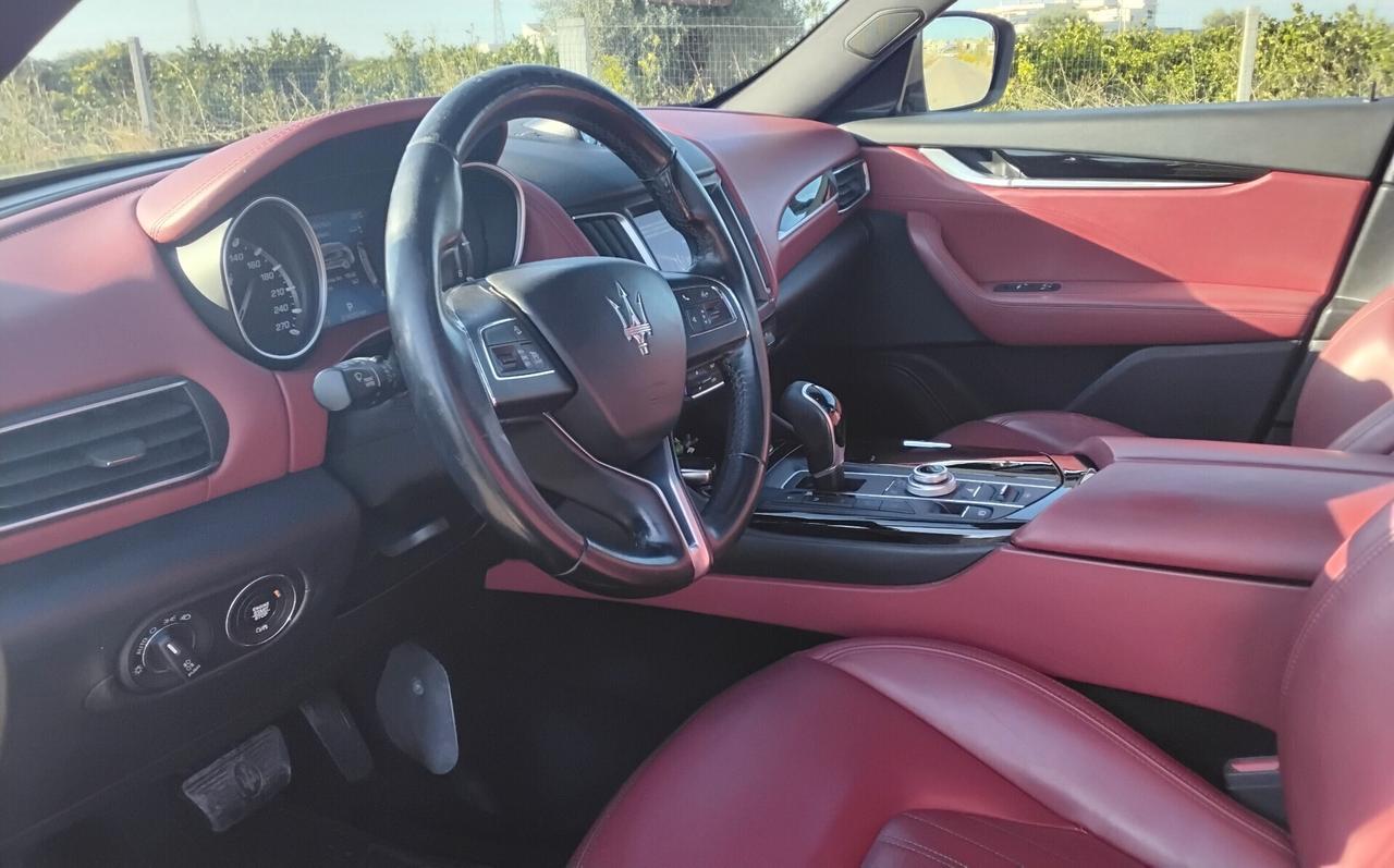 Maserati Levante V6 Diesel AWD Nerissimo Edition