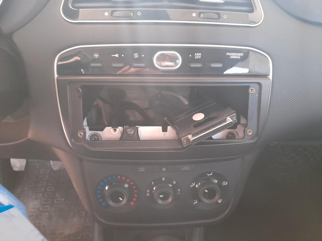 Fiat Punto 1.3 MJT II S&S 95 CV 5 porte Street