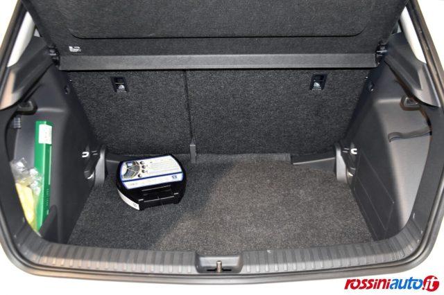 SKODA Fabia 1.0 MPI 80 CV STYLE FARI ECOLED + 2XCLIMA + PDC