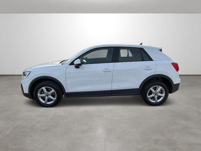 AUDI Q2 30 TDI Business