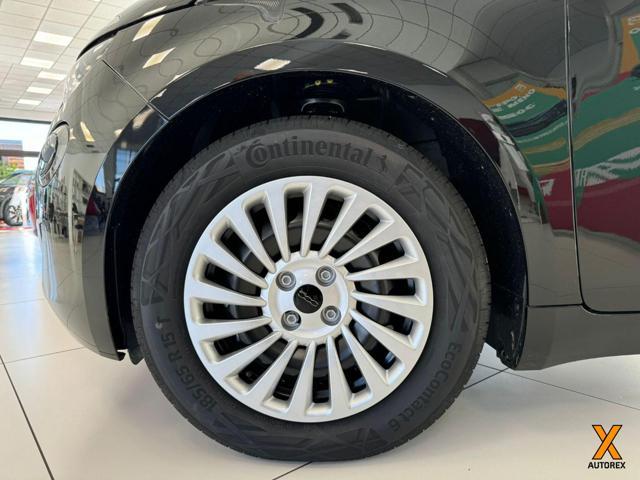 FIAT 500e Berlina 42 kWh