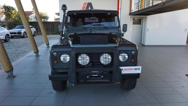 LAND ROVER Defender 110 2.5 Td5 cat S.W. S