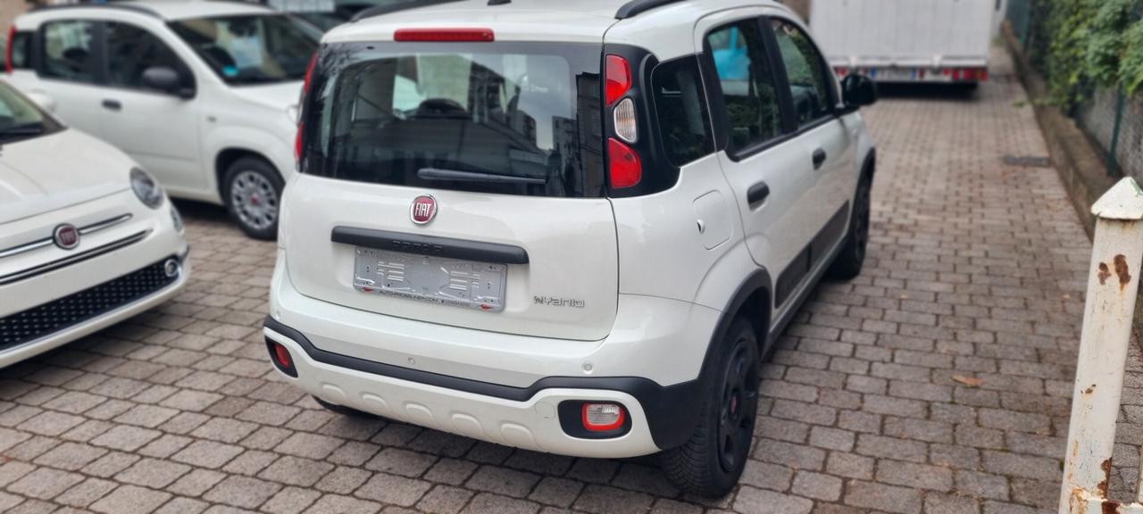 Fiat Panda cross Hybrid city anno 2021 km 47000