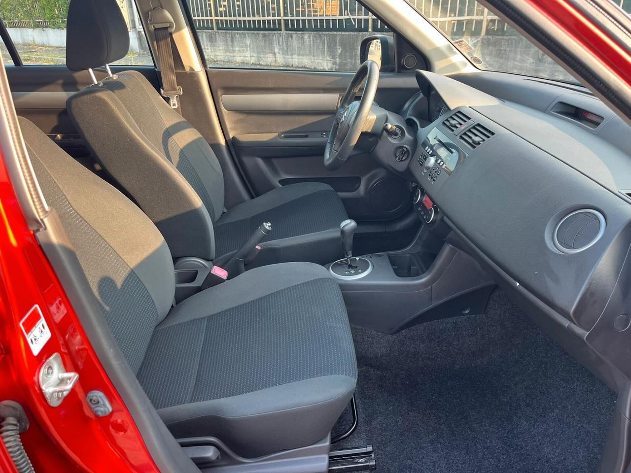 Suzuki Swift 1.3 5p. CAMBIO AUTOMATICO