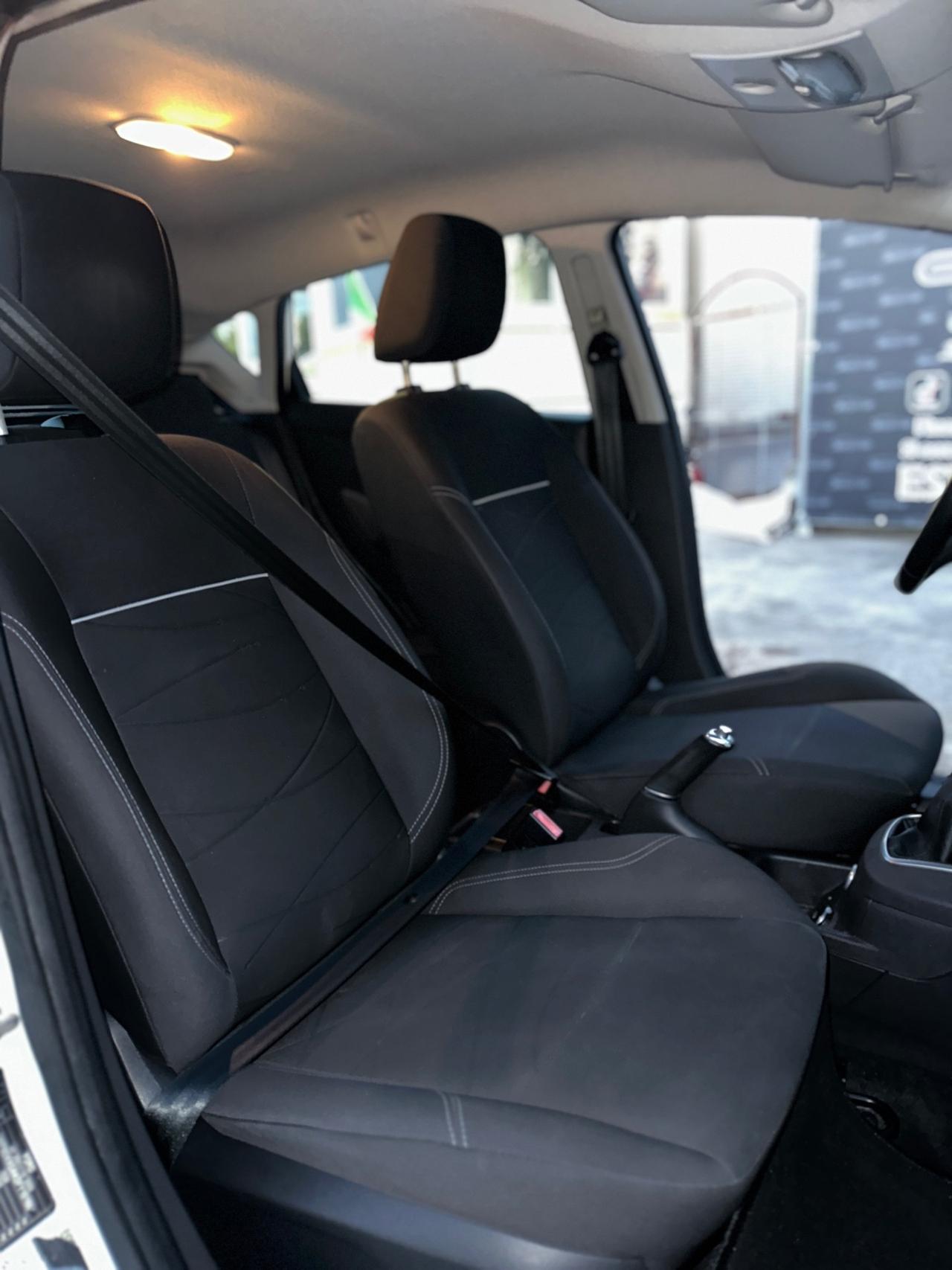 FORD FIESTA (anno 2015)