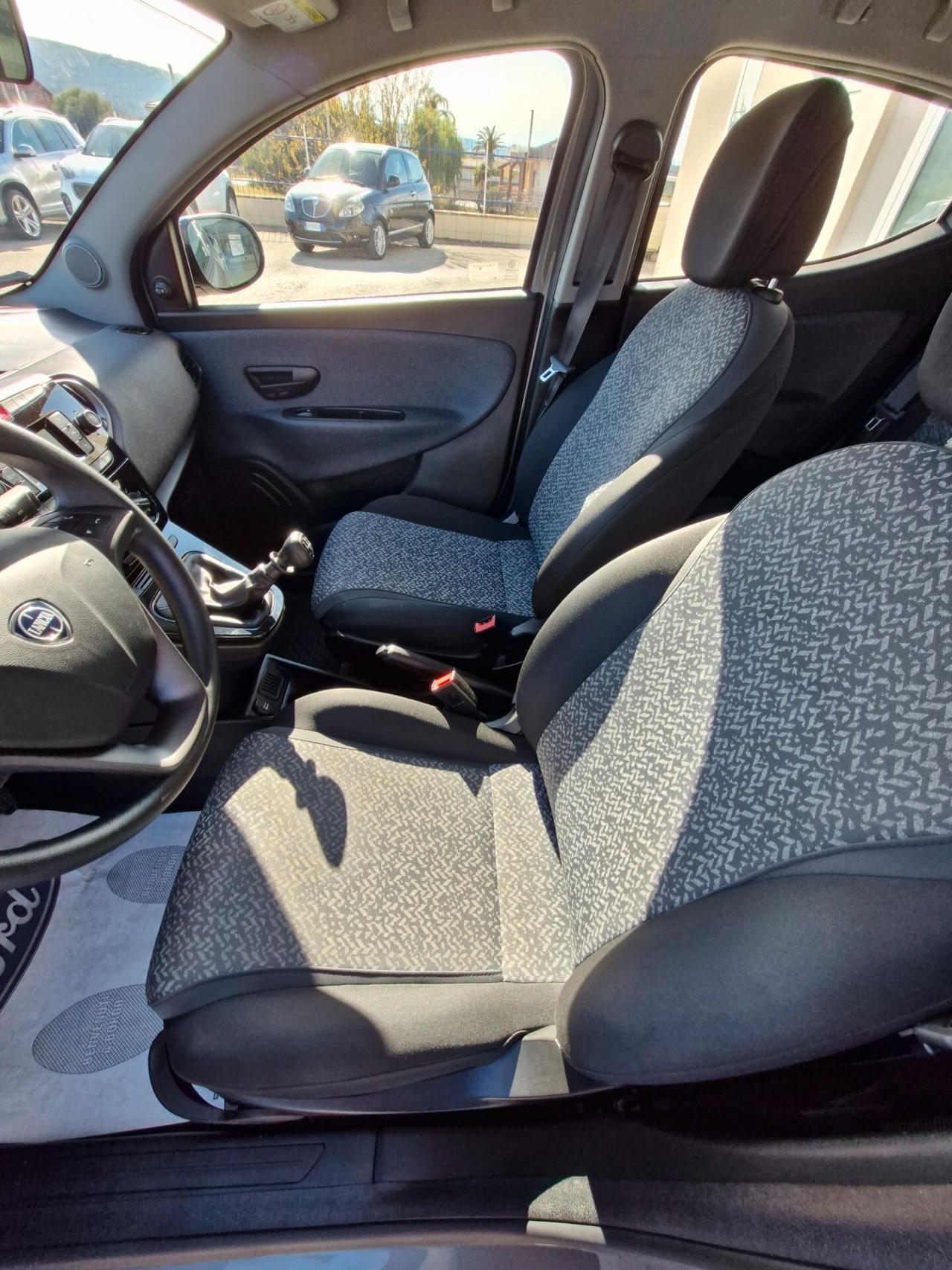 Lancia Ypsilon 1.2 69 CV 5 porte S&S Elefantino Blu