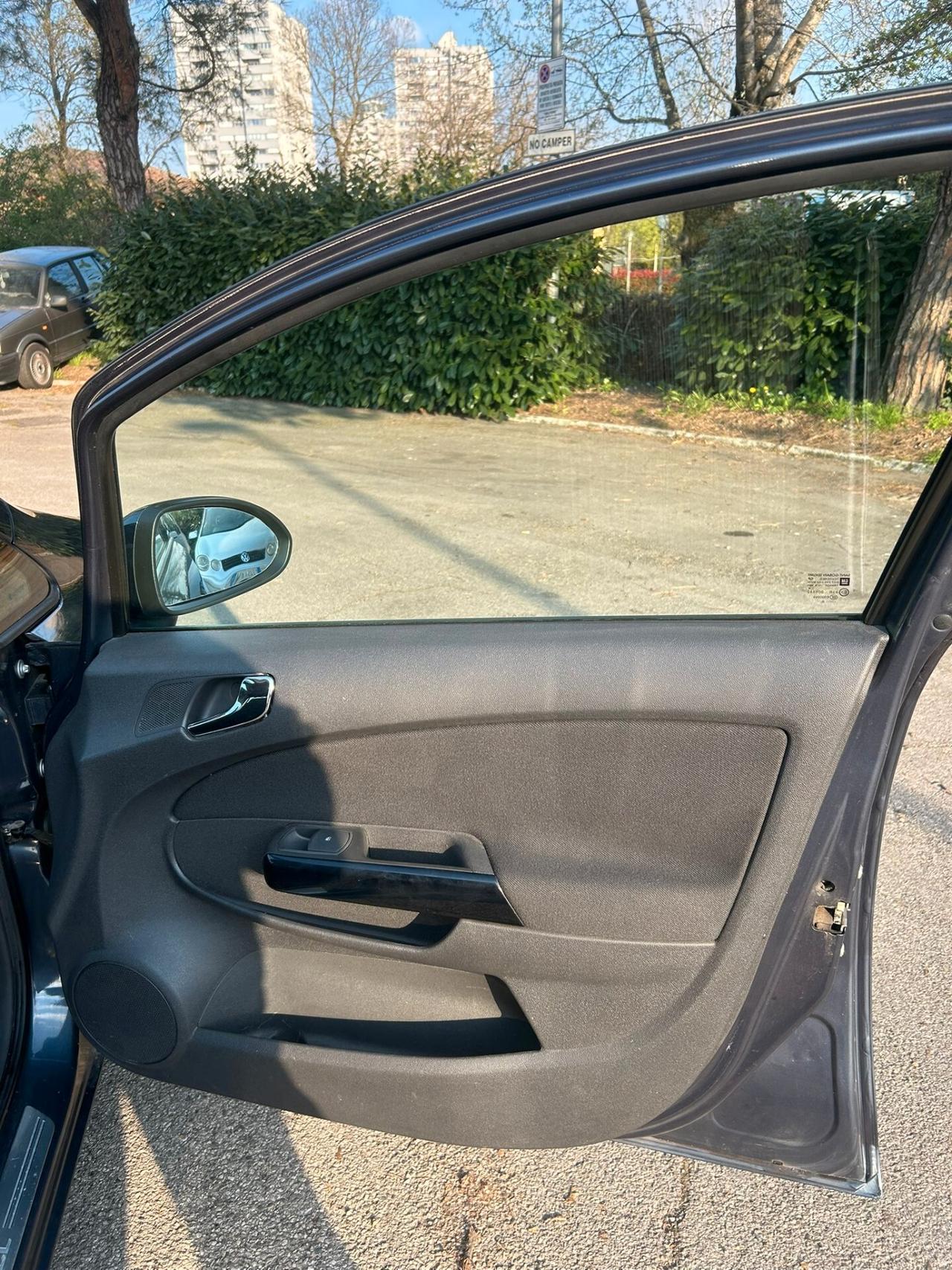 Opel Corsa 1.2 cc benzina GPL full optional anno 2011