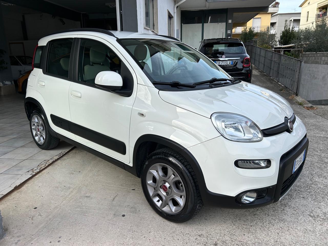 Fiat PANDA 4X4 1.3 MJ Diesel ( CON SOLI 80.000)