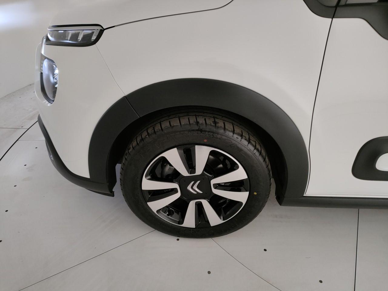 Citroen C3 1.2 puretech Shine s&s 83cv