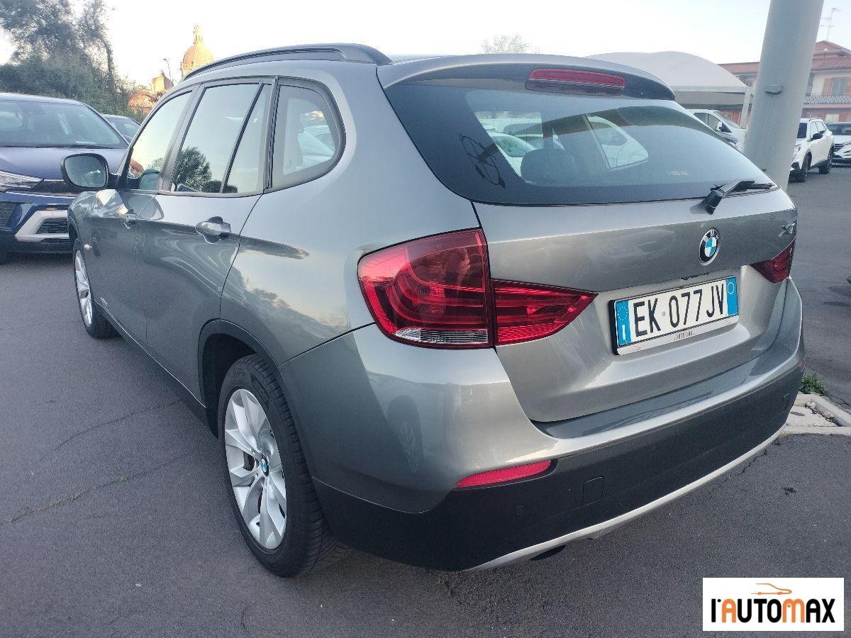BMW - X1 xdrive18d Attiva