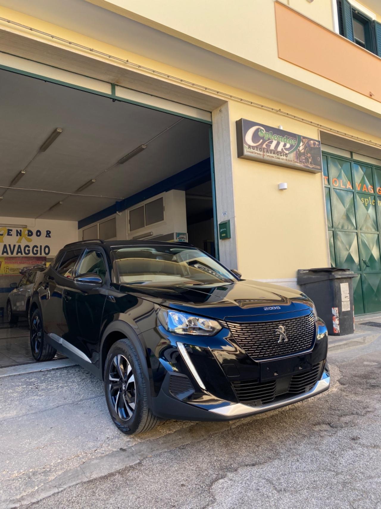 Peugeot 2008 PureTech 100 S&S Allure Pack