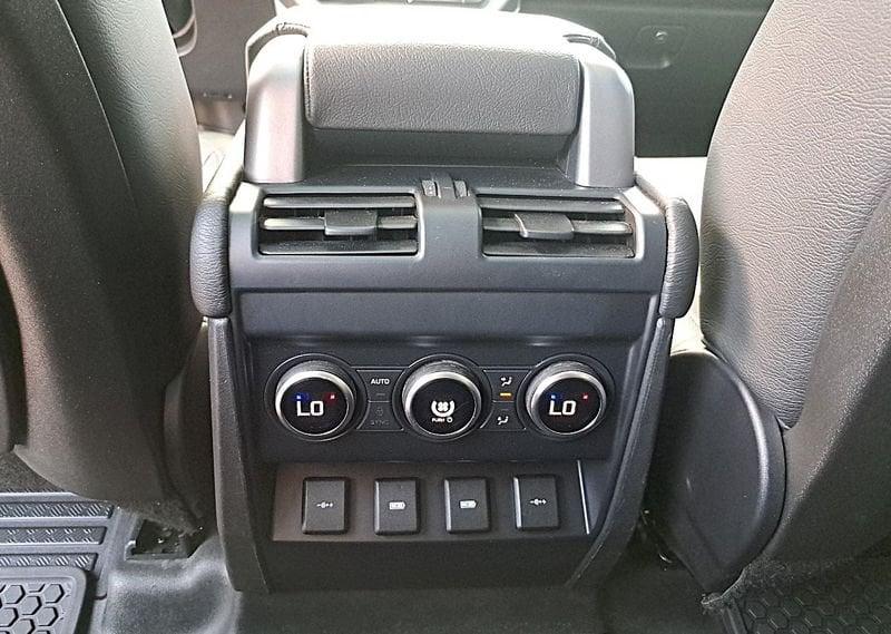 Land Rover Defender Defender 110 2.0d sd4 HSE awd 240cv 7p.ti auto
