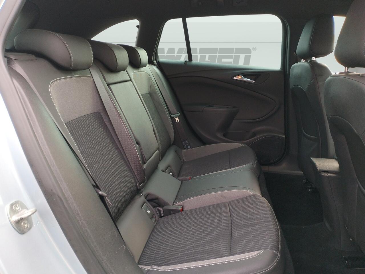 Opel Astra 1.5 CDTI 122 CV S&S Business Elegance - AUTOMATICA - NEOPATENTATI