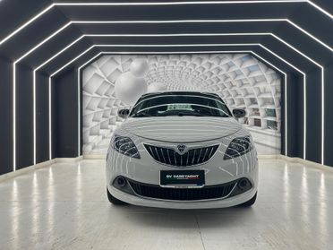 Lancia Ypsilon1.0 69cv hybrid-NEOPATENTATI-KM CERTIFICATI-PERMUT
