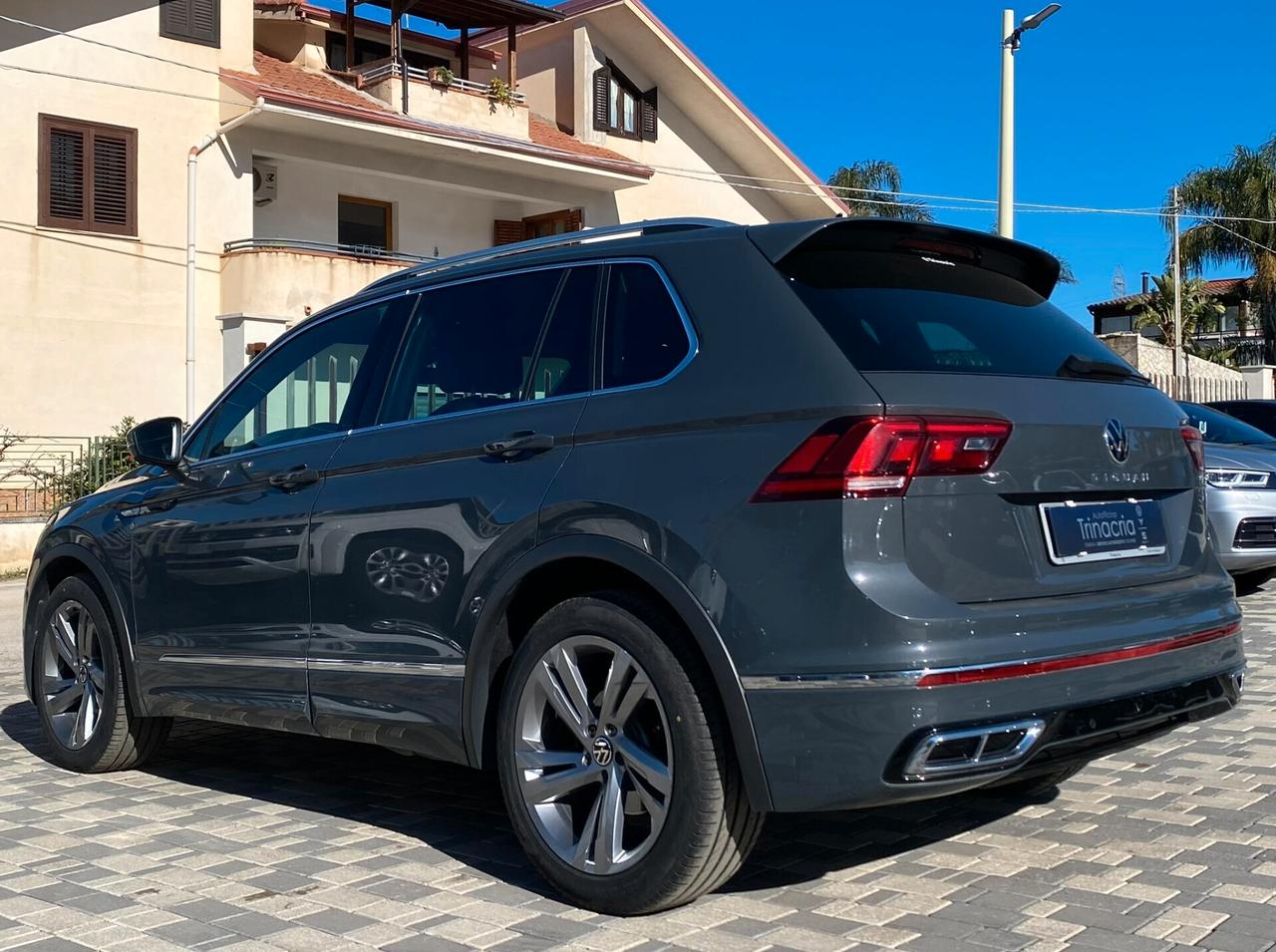 Volkswagen Tiguan R-Line 2.0 TDI 150CV DSG