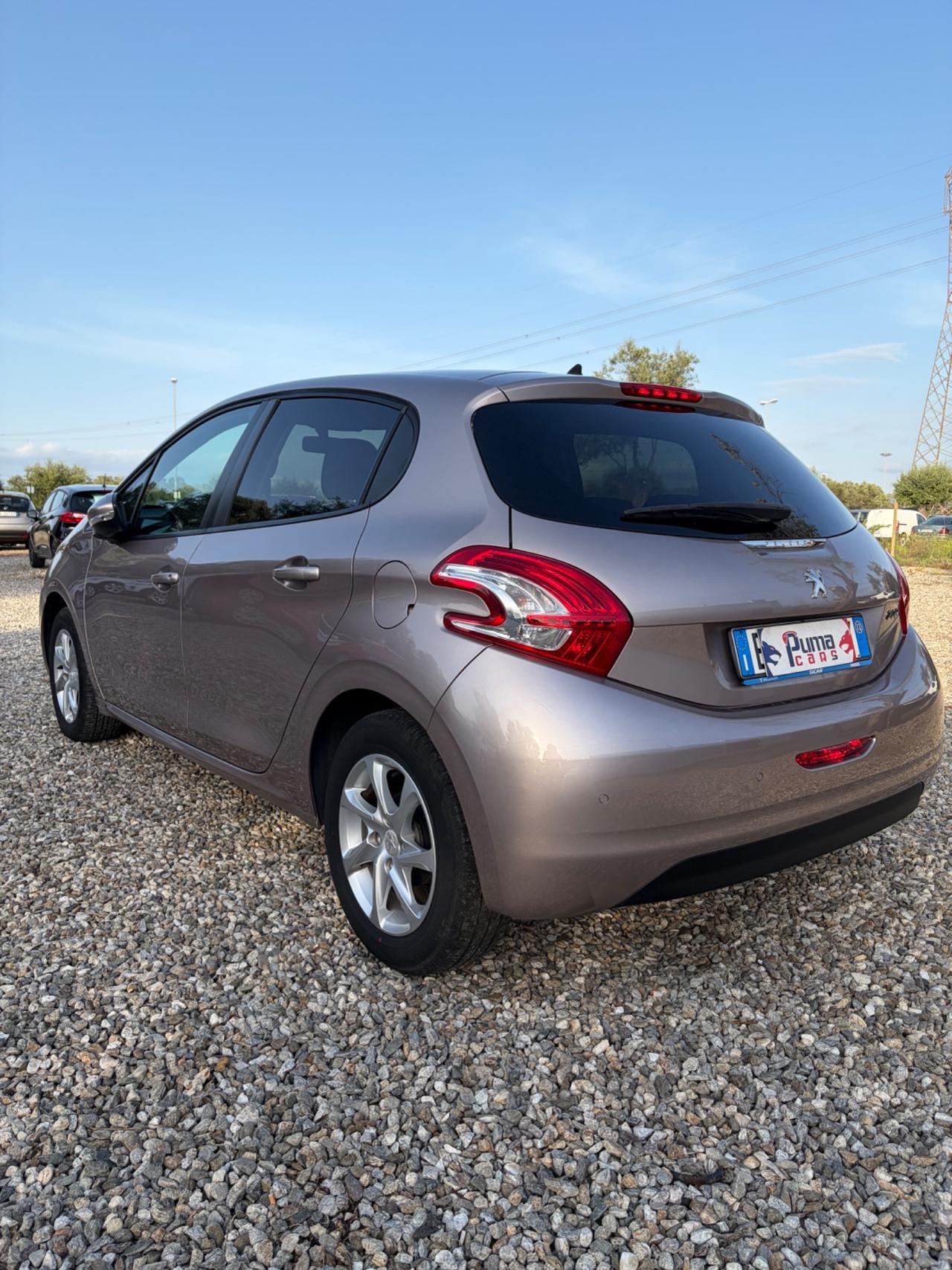 Peugeot 208 1.2 VTi 82 CV 5 porte Allure