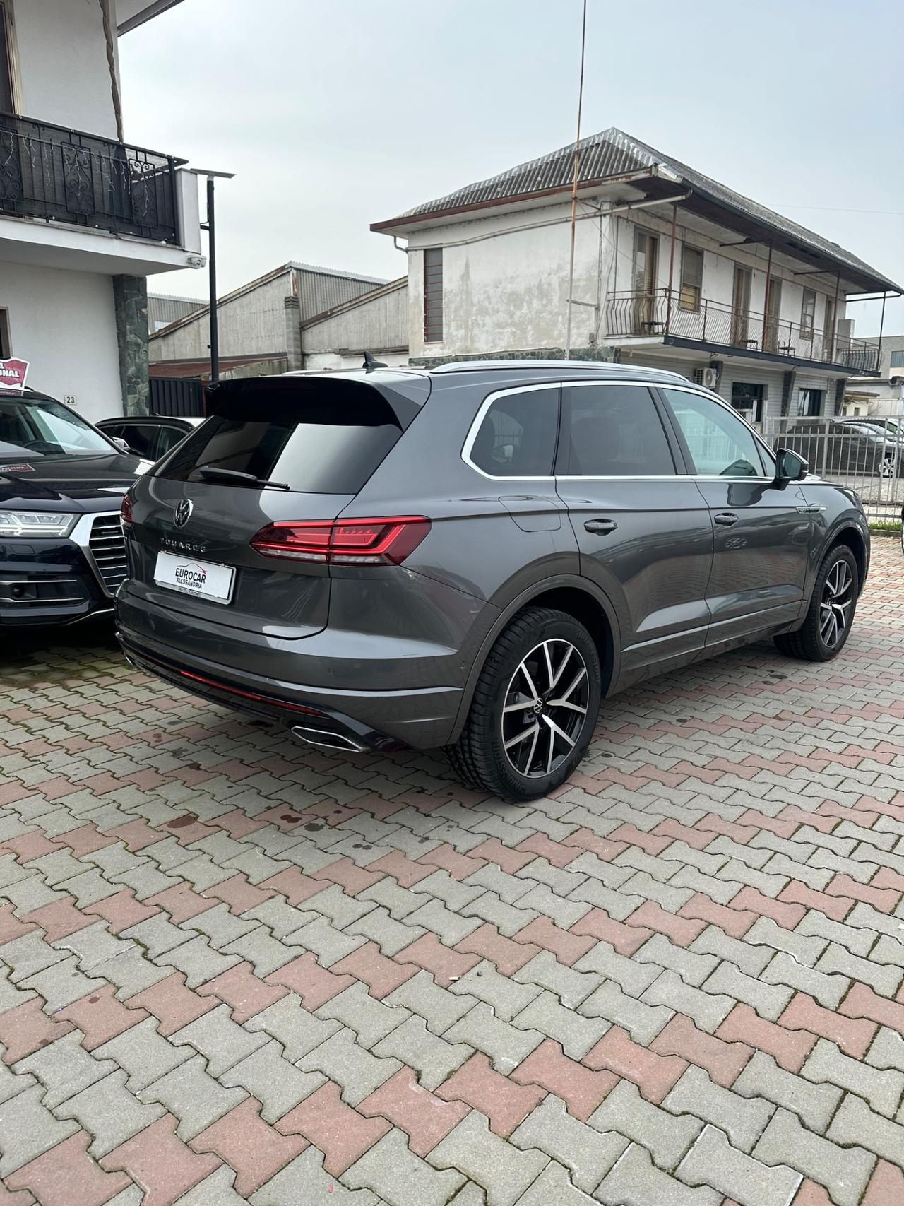 Volkswagen Touareg 3.0 V6 TDI SCR R-Line