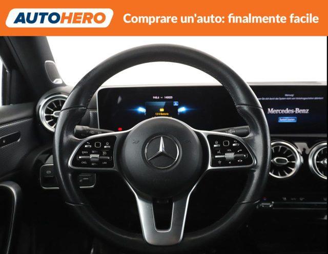 MERCEDES-BENZ A 180 d Automatic Business