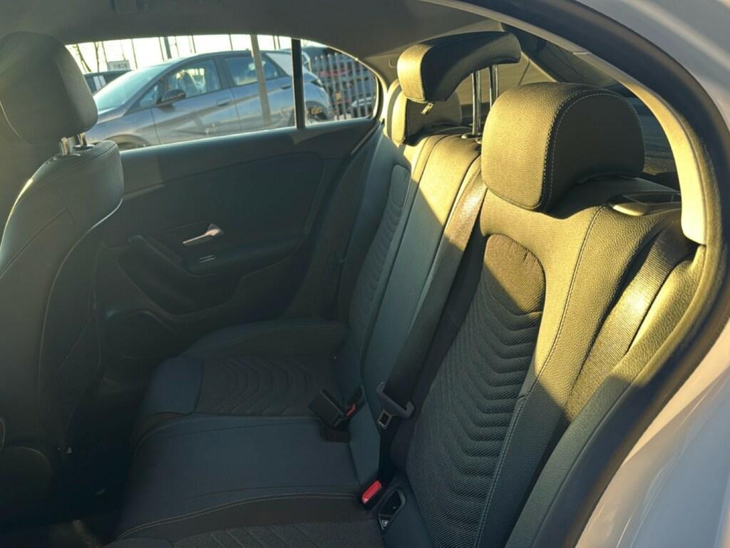 Mercedes Classe A 180 180 D Advanced 8G-DCT