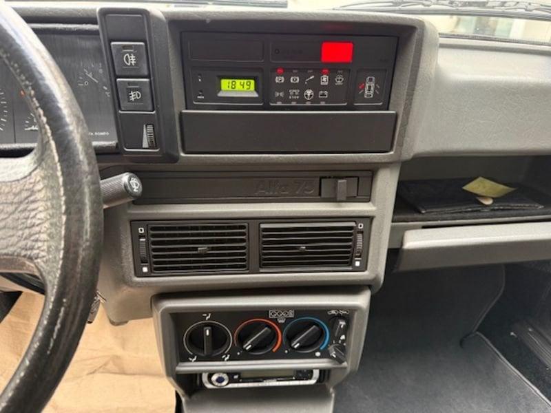 Alfa Romeo 75 2.0i Twin Spark