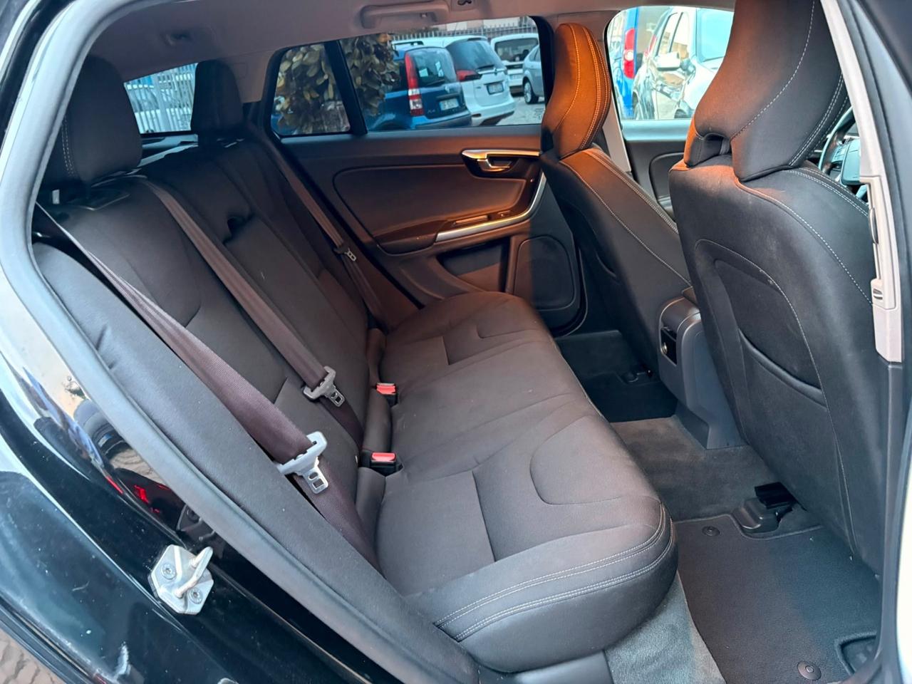 Volvo V60 D2 1.6 Kinetic