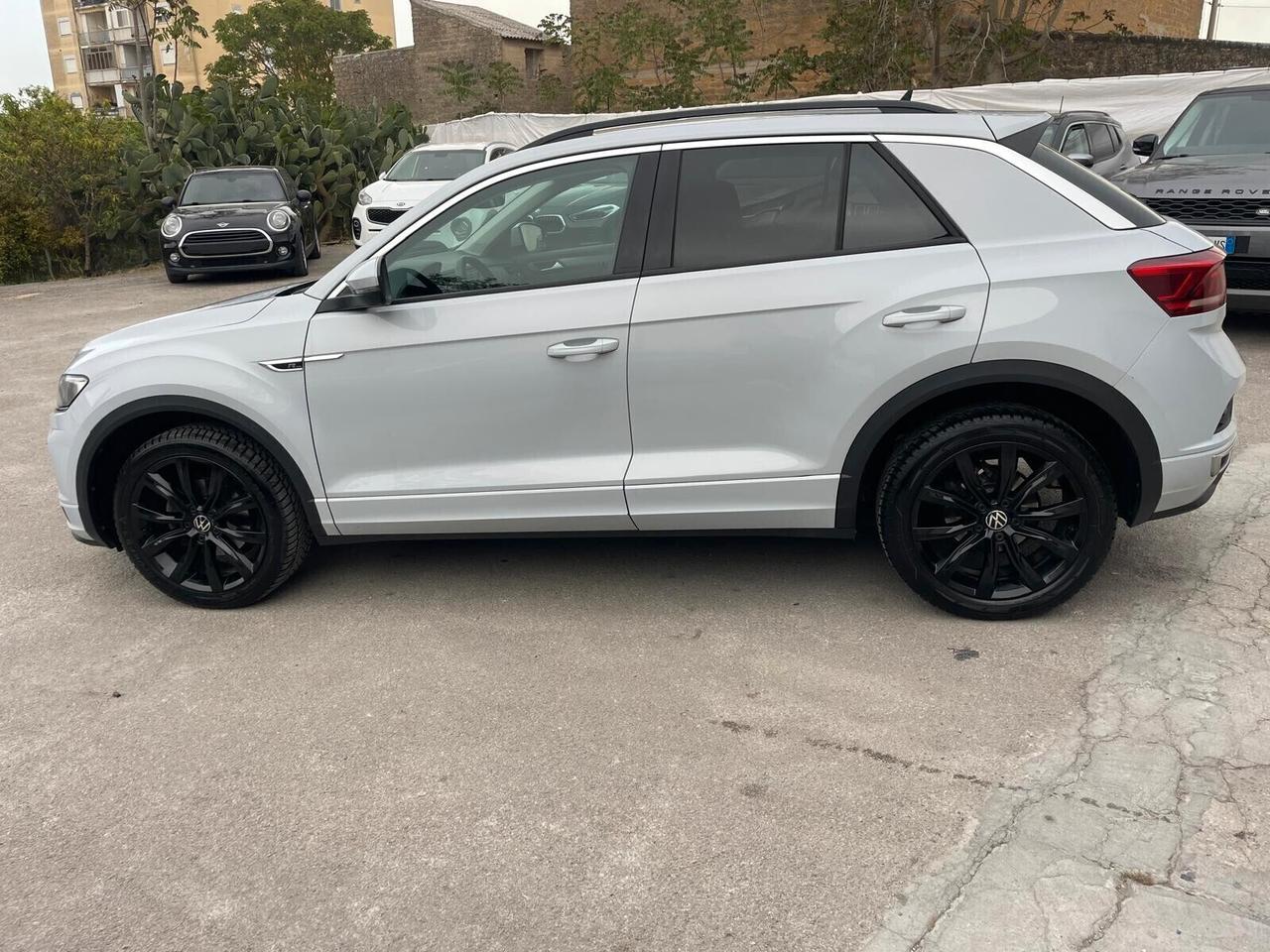 Volkswagen T-Roc 1.0 TSI R-Line 110 cv - 2021