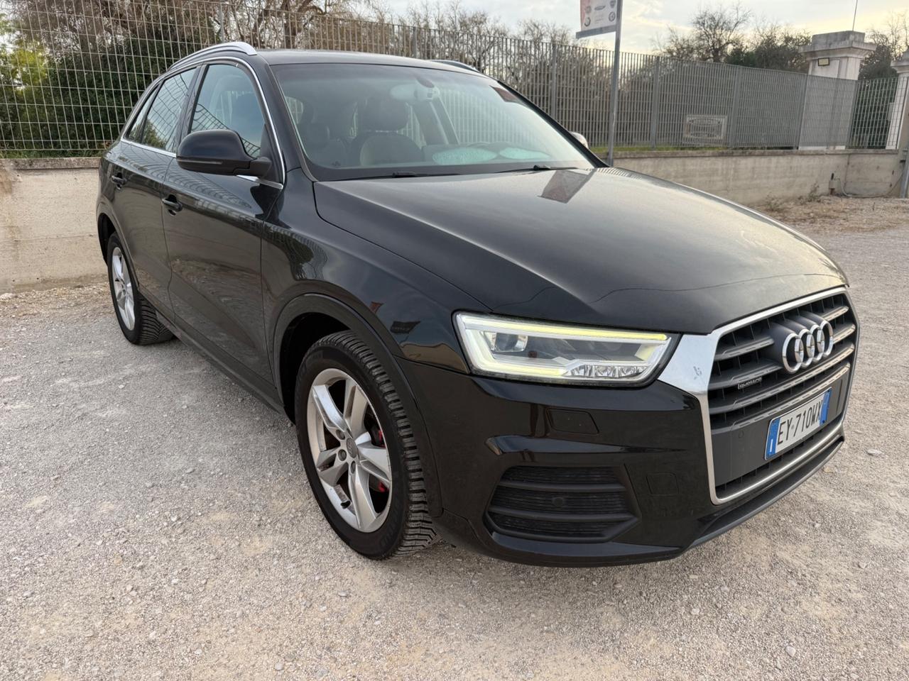 Audi Q3 2.0 TDI 184 CV quattro S tronic Business
