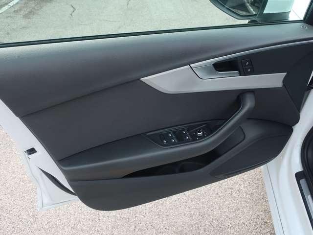Audi A4 A4 2019 Avant 40 2.0 tdi Bus. Adv. quattro s-tron.