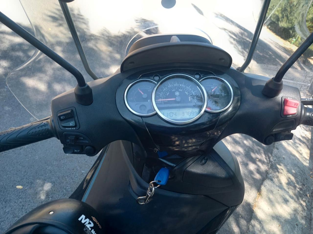Piaggio Beverly 300 i.e. SPORT TOURER